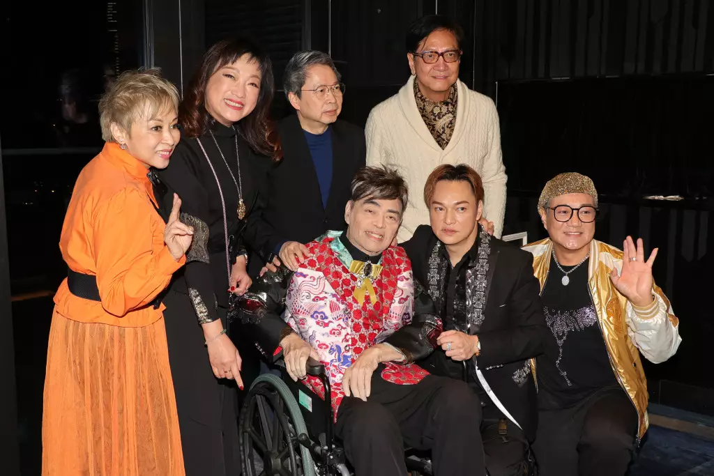好友兼經理人方俊為他擺大壽慶祝,老友Joe Junior、魯振順及陳友等到賀。