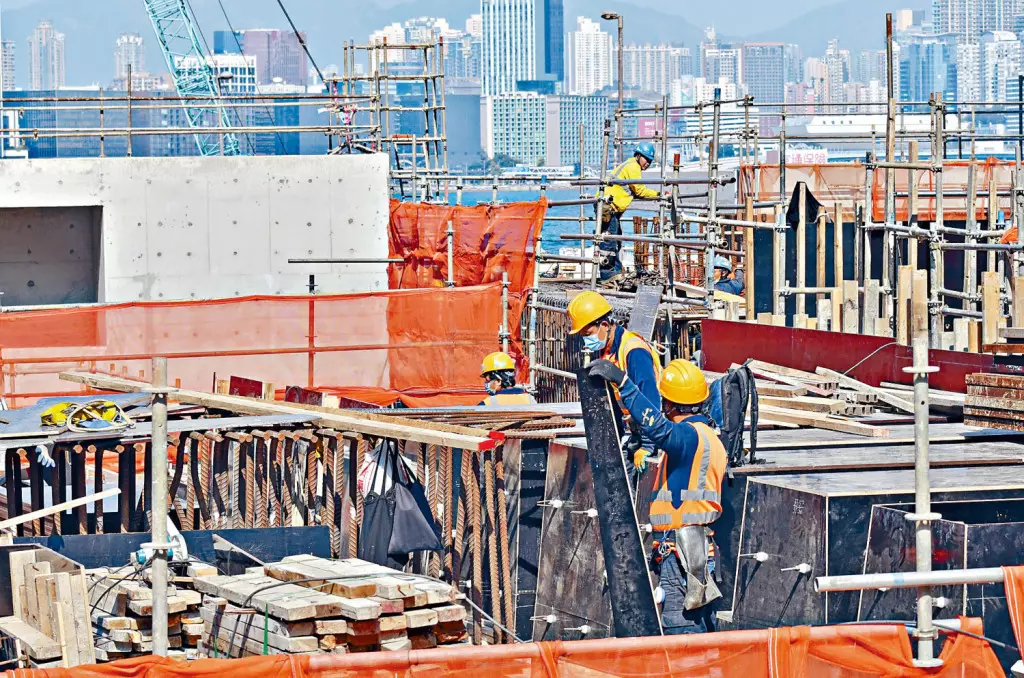 建造業議會早前發表《建造業人力預測》，預計建造業在專才、技術人員及工友供不應求情況。（資料圖片）