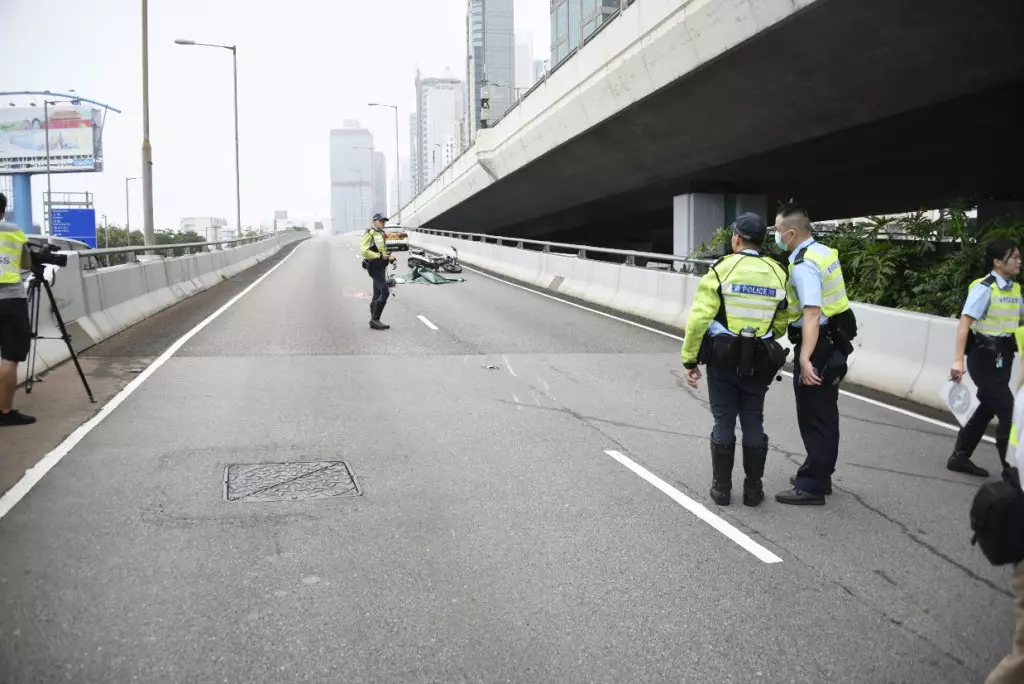 警員封路調查。