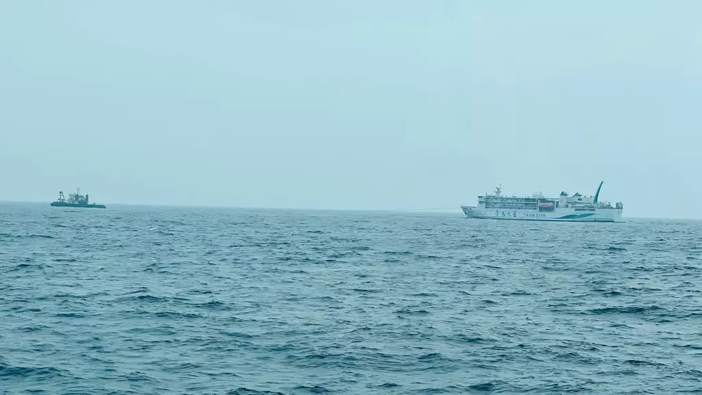 「台馬之星」客輪上逾300旅客隨船漂流。中時