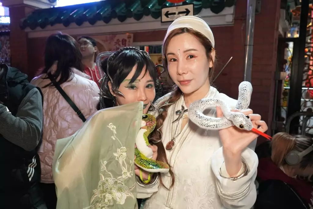 黃大仙祠 頭炷香。巴士的報記者攝