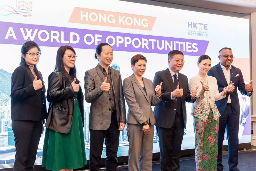 人才辦走訪半個地球招攬國際人才。