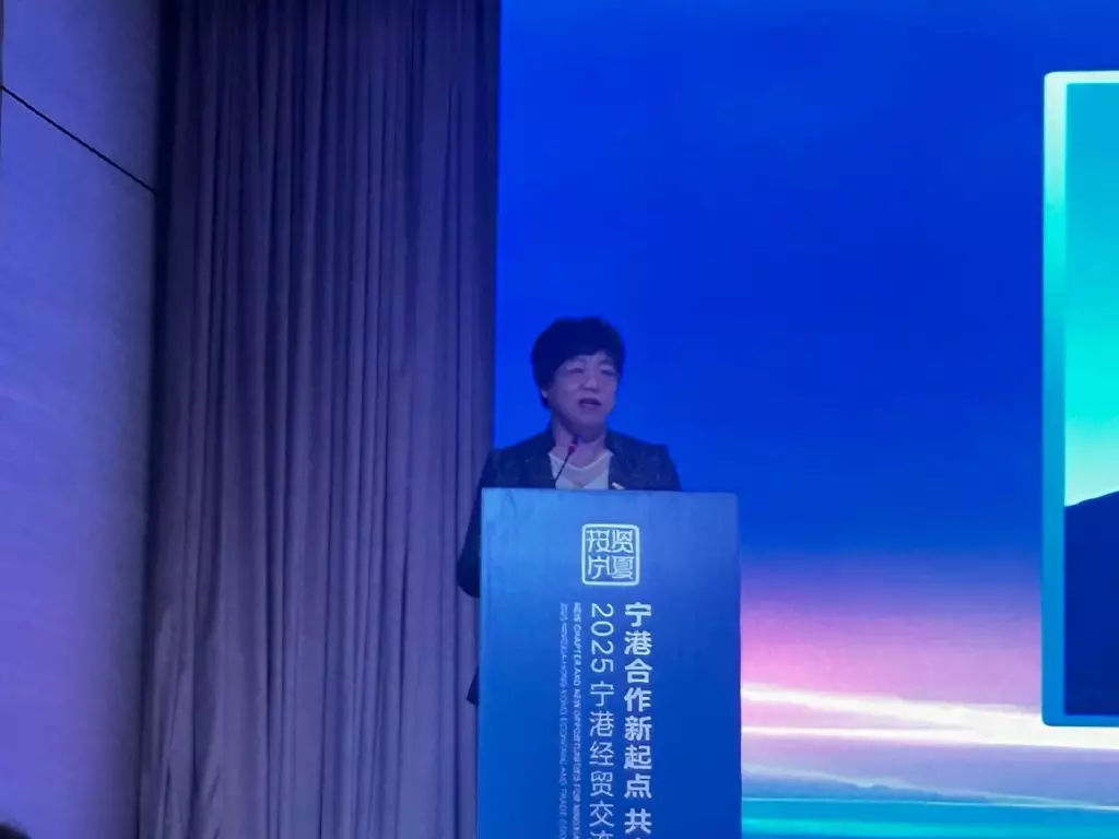 文化旅遊領域,寧夏回族自治區文化和旅遊廳廳長蔡菊。