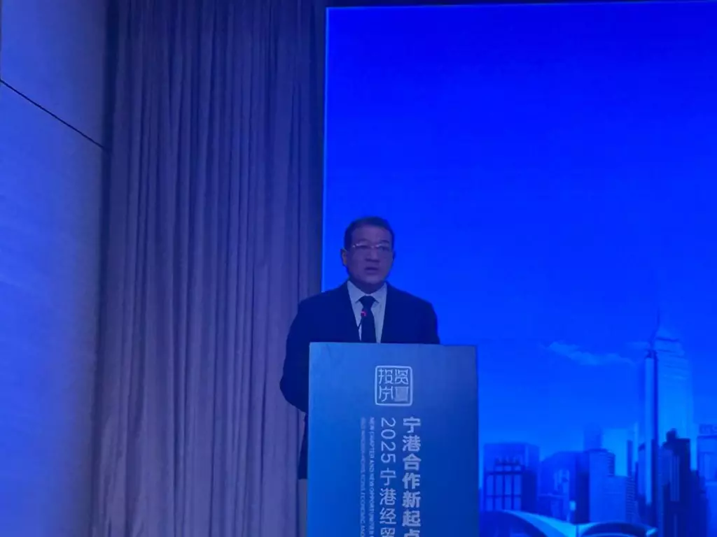 寧夏回族自治區副主席王立。