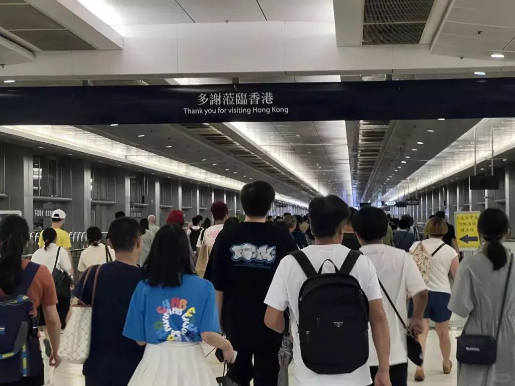 復活節 口岸 人。小紅書圖片