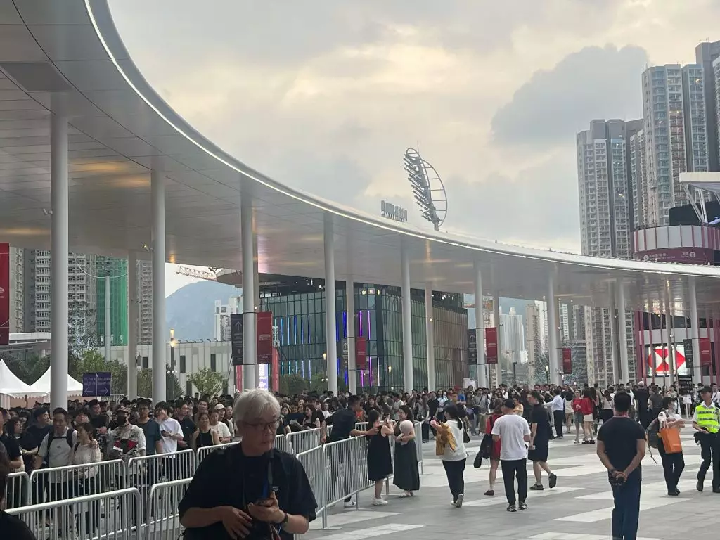 現場秩序大致良好(本網記者攝)