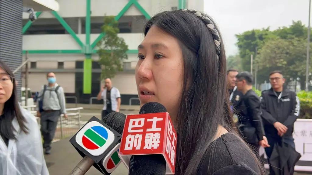 鄧小姐。巴士的報記者攝