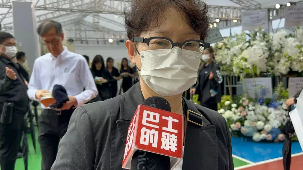 陳小姐。巴士的報記者攝