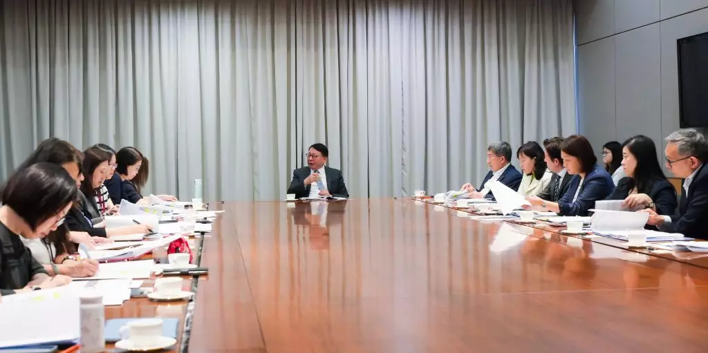 政務司司長主持節慶安排跨部門工作小組會議。政府新聞處圖片