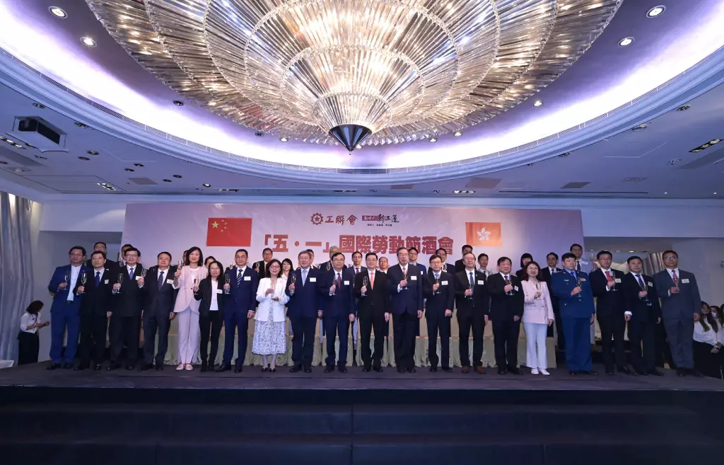 行政長官出席香港工會聯合會慶祝「五‧一」國際勞動節酒會致辭。 政府新聞處圖片