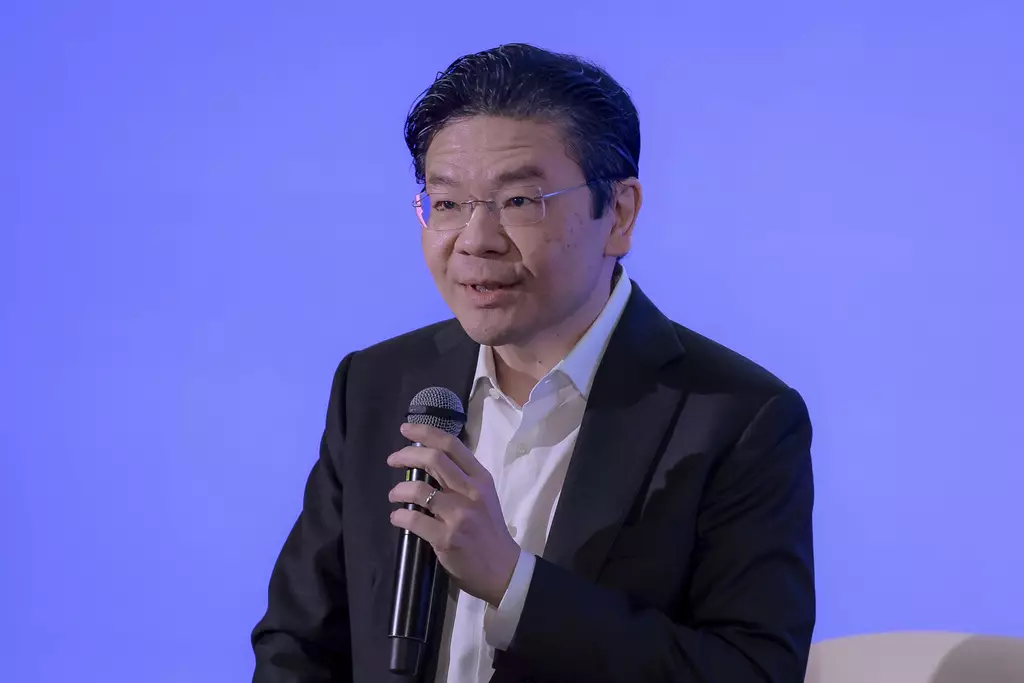 黃循財說,民眾必須做好心理準備面對長期而且嚴峻的挑戰。AP資料圖片