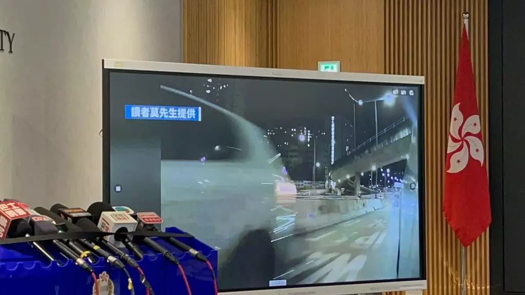 警方拘8男,涉非法賽車及沒有第三者保險而使用車輛。