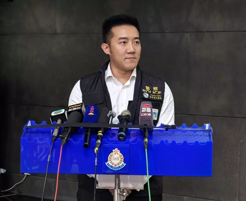 涉假冒官員電話騙案,警方拘3人 。
