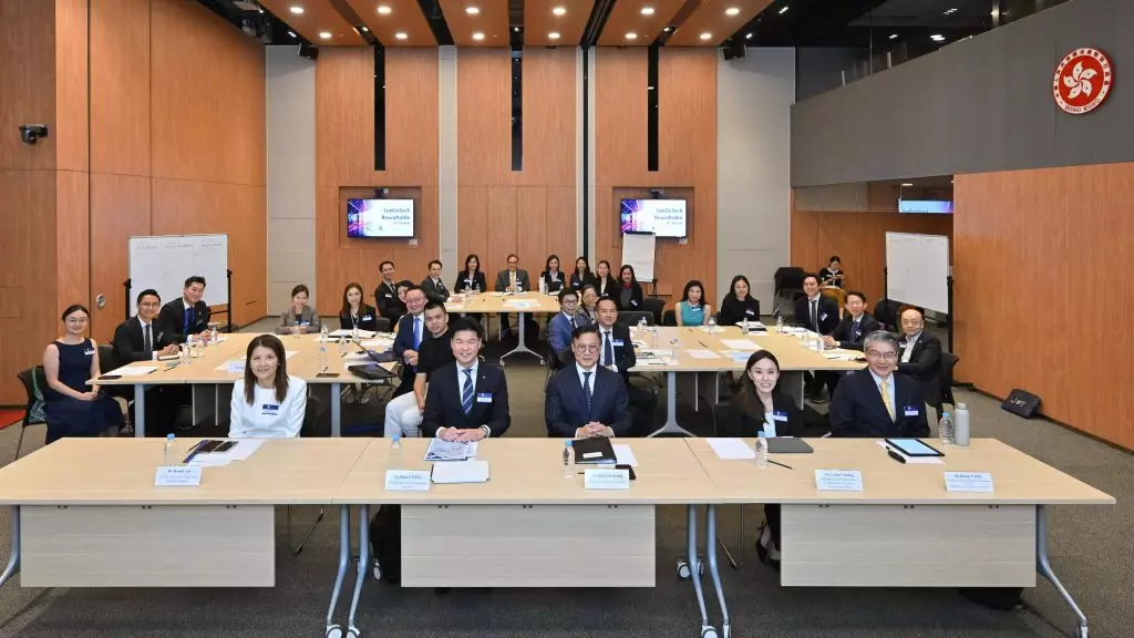 律政司首辦圓桌會議促進業界對法律科技認識。政府新聞處圖片