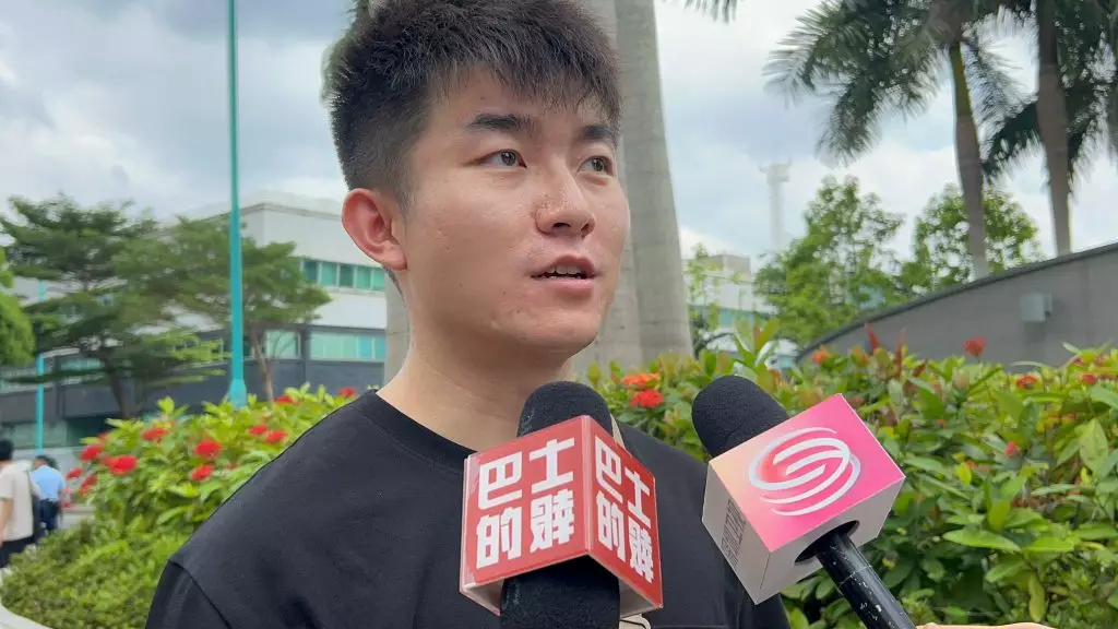 港漂孫先生第一次參觀航母,感覺十分震撼。巴士的報記者攝