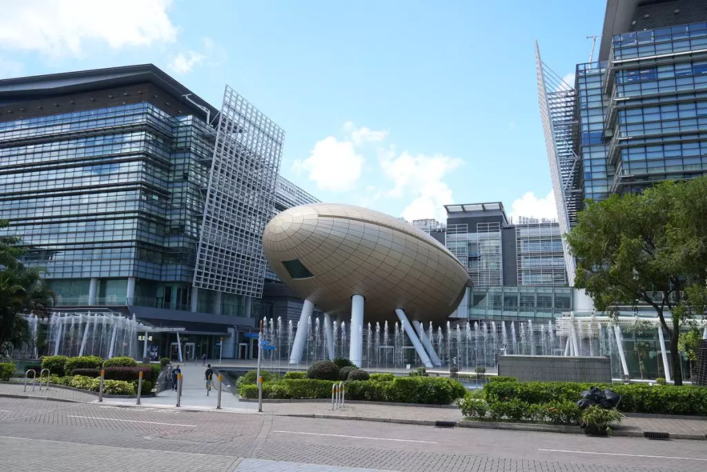 巴士的報記者攝