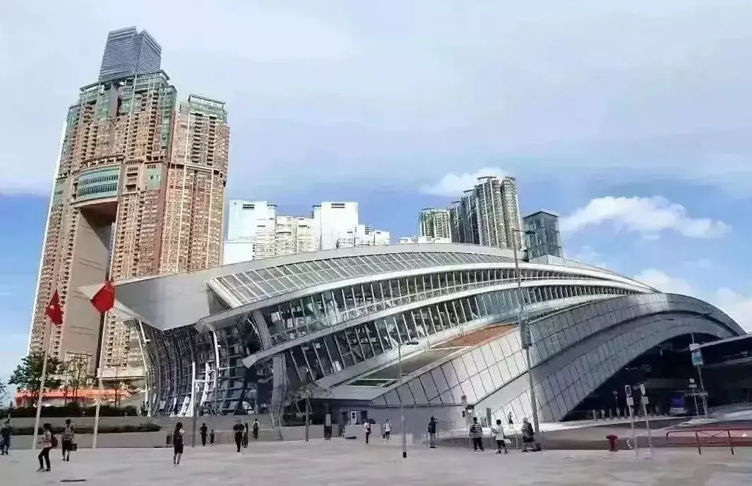 Hong Kong West Kowloon Station of the Express Rail Link, Photo source: reference image