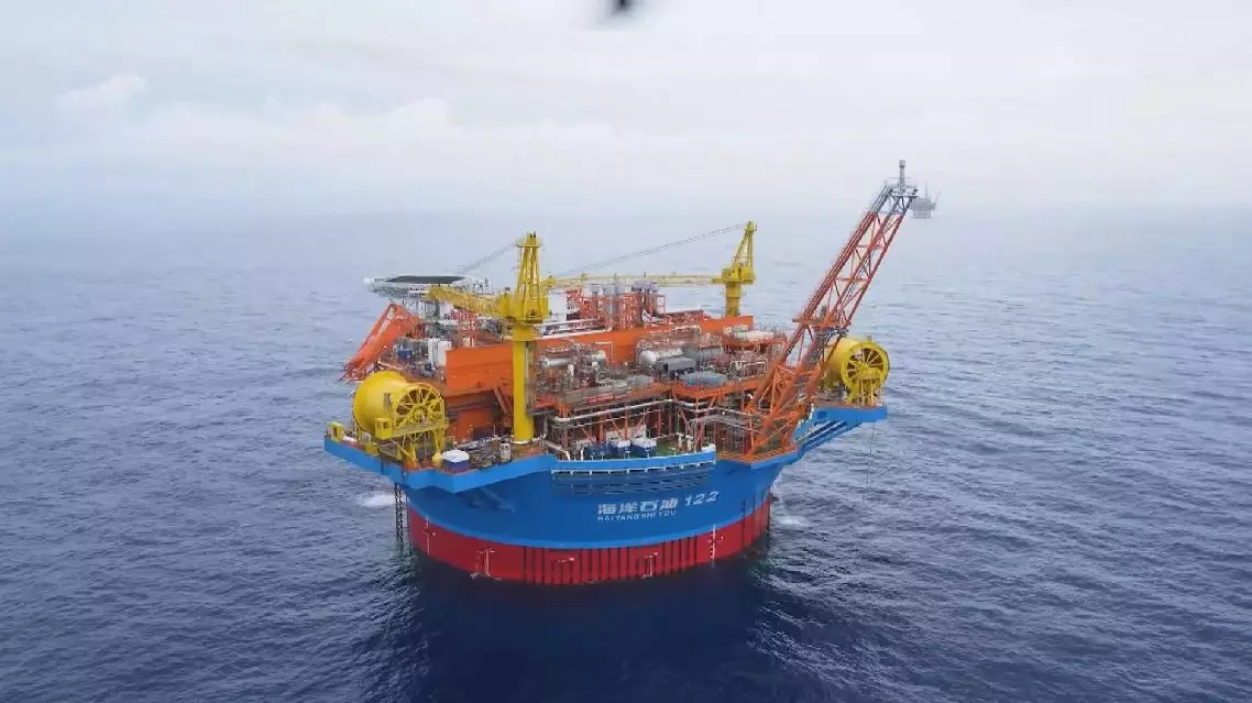 China's deep-sea oil development gets boost as first cylindrical FPSO ...