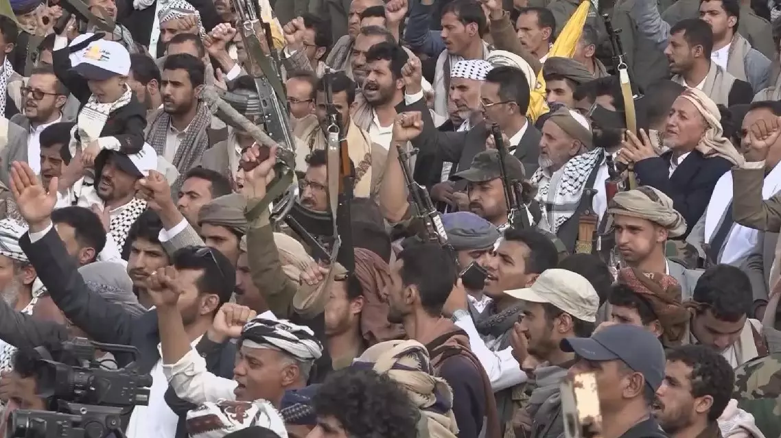 Thousands of Yemenis demonstrate en masse in support of the Palestinians