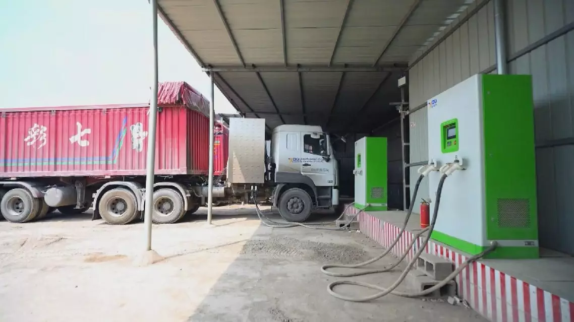 Super-charging station increases truck transport efficiency in Yunnan