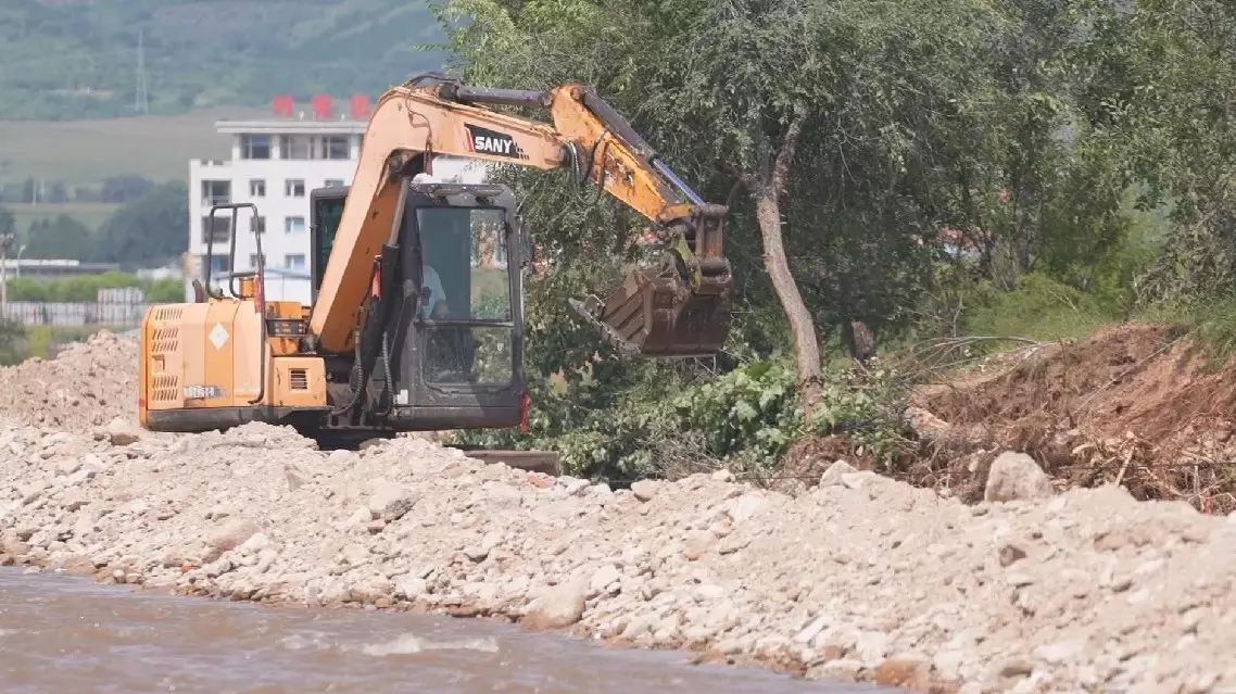 Efforts are underway to restore communications and repair roads in the storm-hit northeastern Chinese city