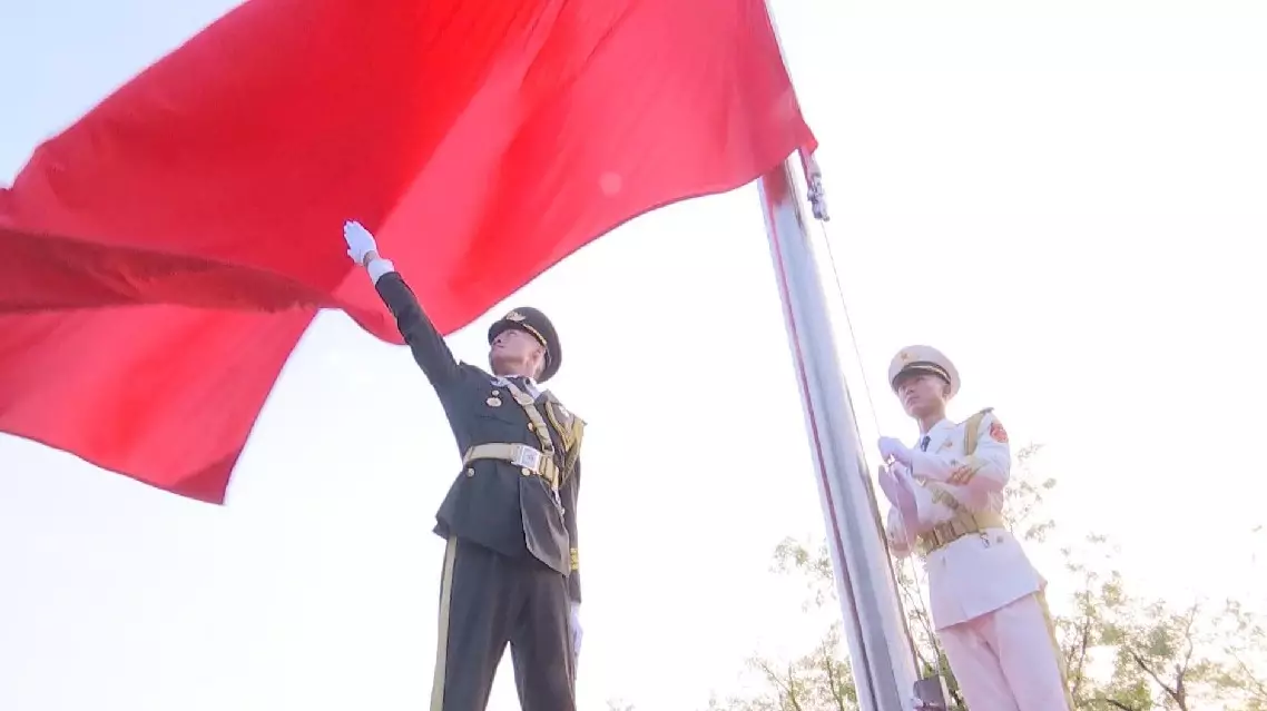 Honor guard members share their pride at raising national flag in Tian'anmen Square