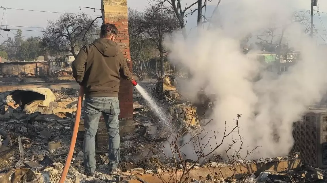 Los Angeles neighbors come together to tackle water shortages, protect homes from wildfires