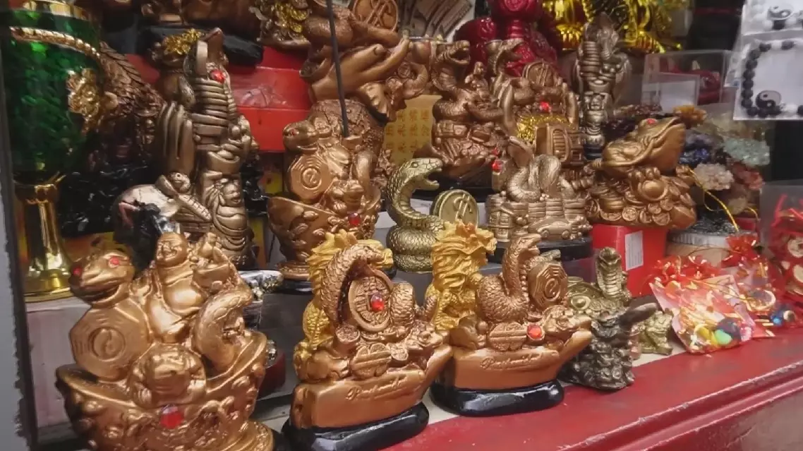 Snake elements, traditional decorations highlight Chinatown in Peru