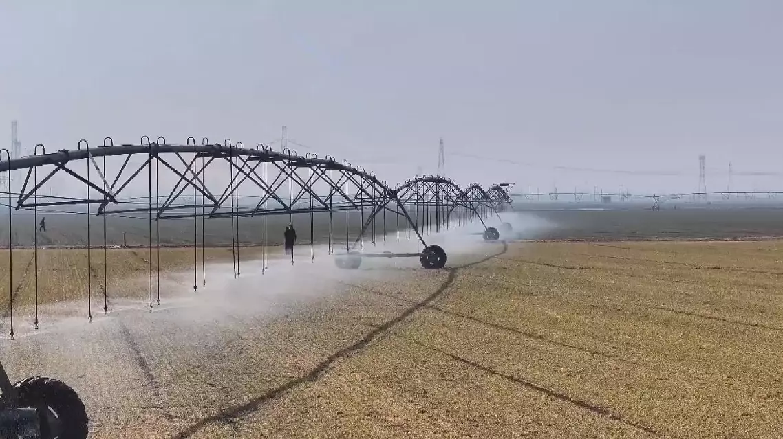 Agricultural technology empowers smarter spring plowing across China