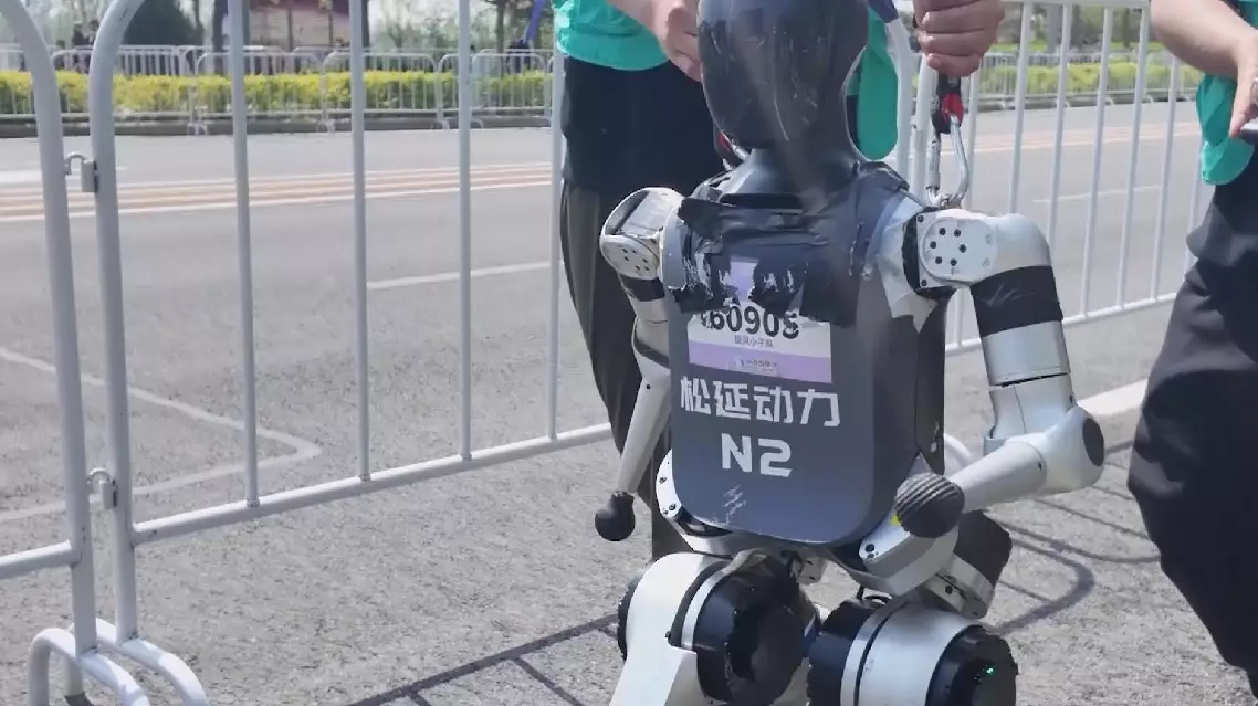 Half-marathon exposes huddles in development of humanoids