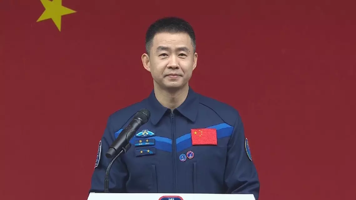 China's Shenzhou-20 commander determined to lead crew in completing all tasks