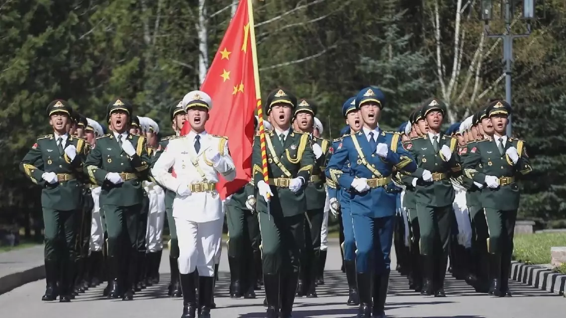 Chinese PLA Guard of Honor train hard to present professional image
