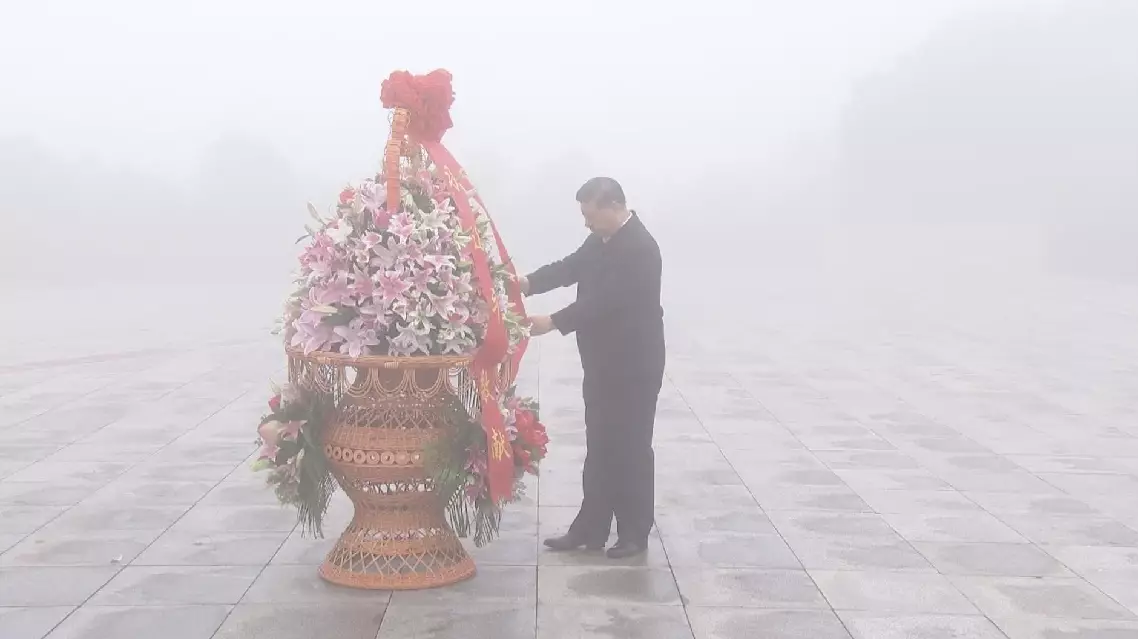 Xi pays tribute to martyrs in resistance war against Japanese aggression