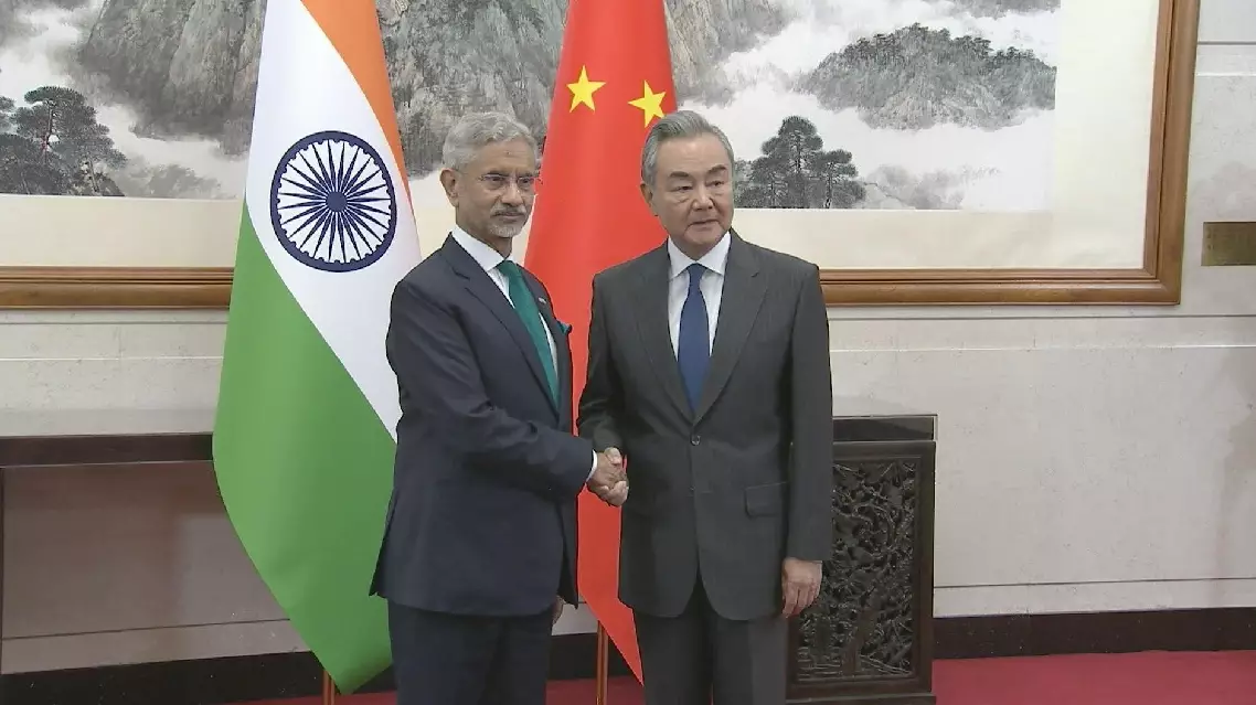 China, India should adhere to good-neighborliness, friendship: Chinese FM