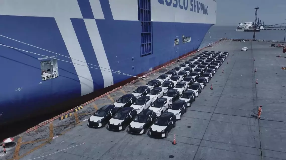 China's car exports surge with rebounding market in March