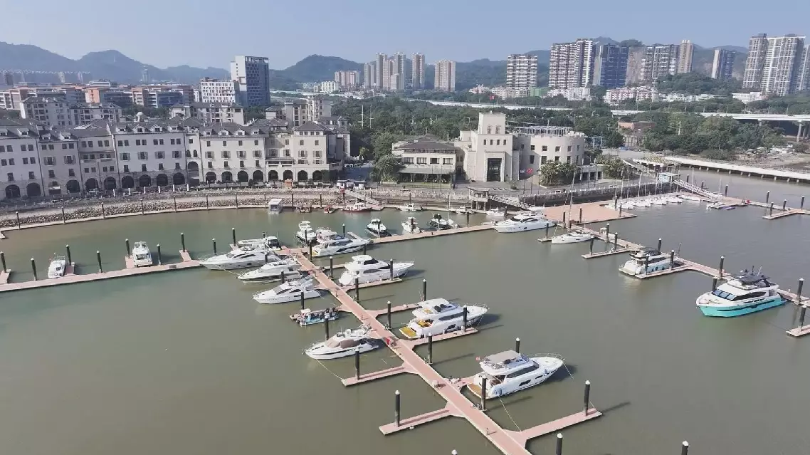 Guangdong, Hong Kong sign work arrangements on individual yacht travel