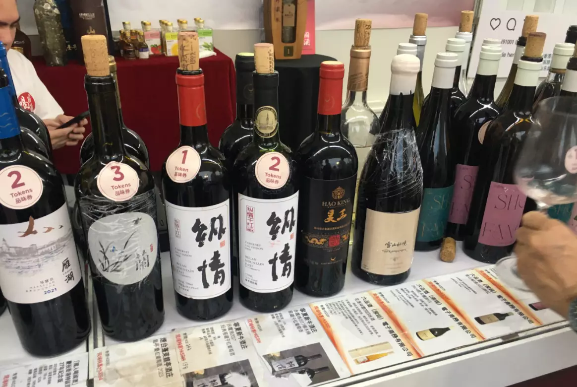 巴士的報記者攝