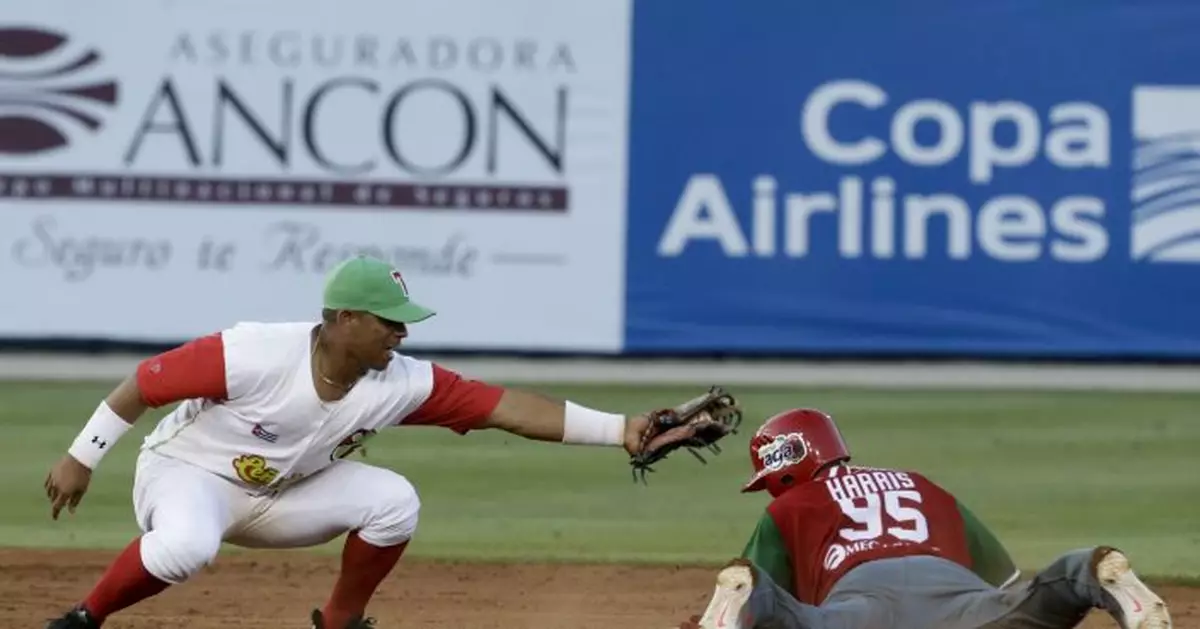 Mexico beats Cuba to stay alive in the Caribbean Series