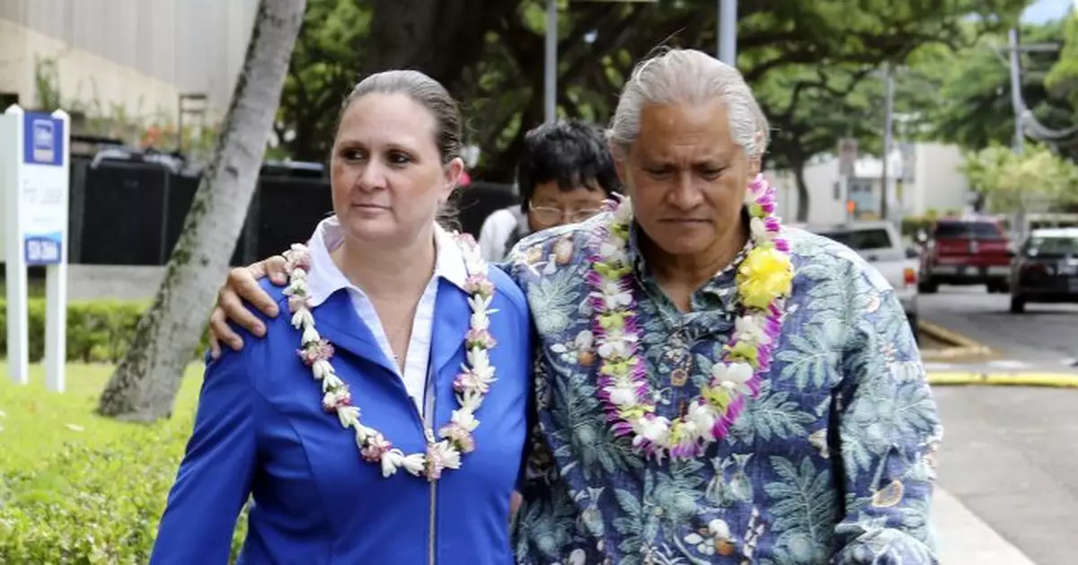 Corruption claims, mailbox send Hawaii power couple to trial