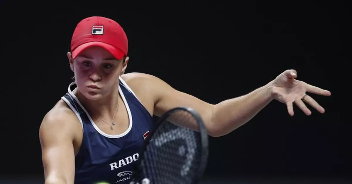Top-ranked Barty advances to semifinals at WTA Finals