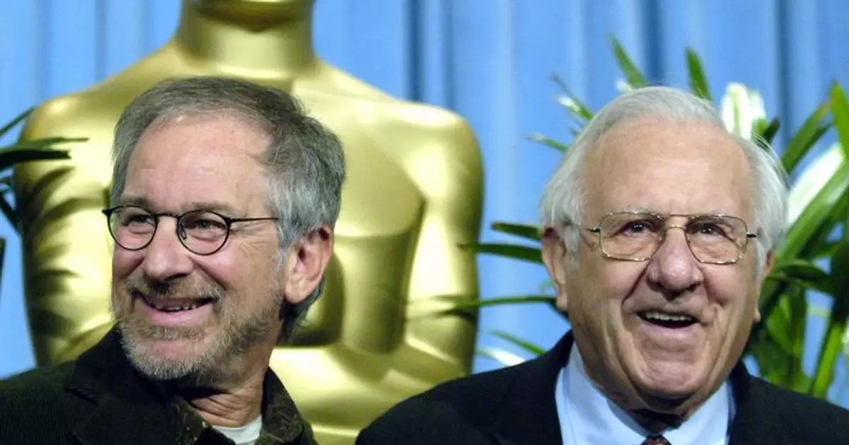 Computer pioneer Arnold Spielberg, Steven's dad, dies at 103