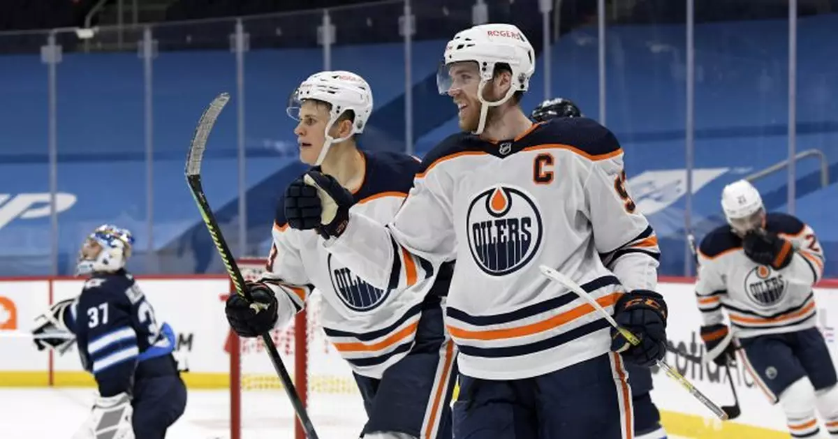 McDavid notches 3rd hat trick of season, Oilers beat Jets