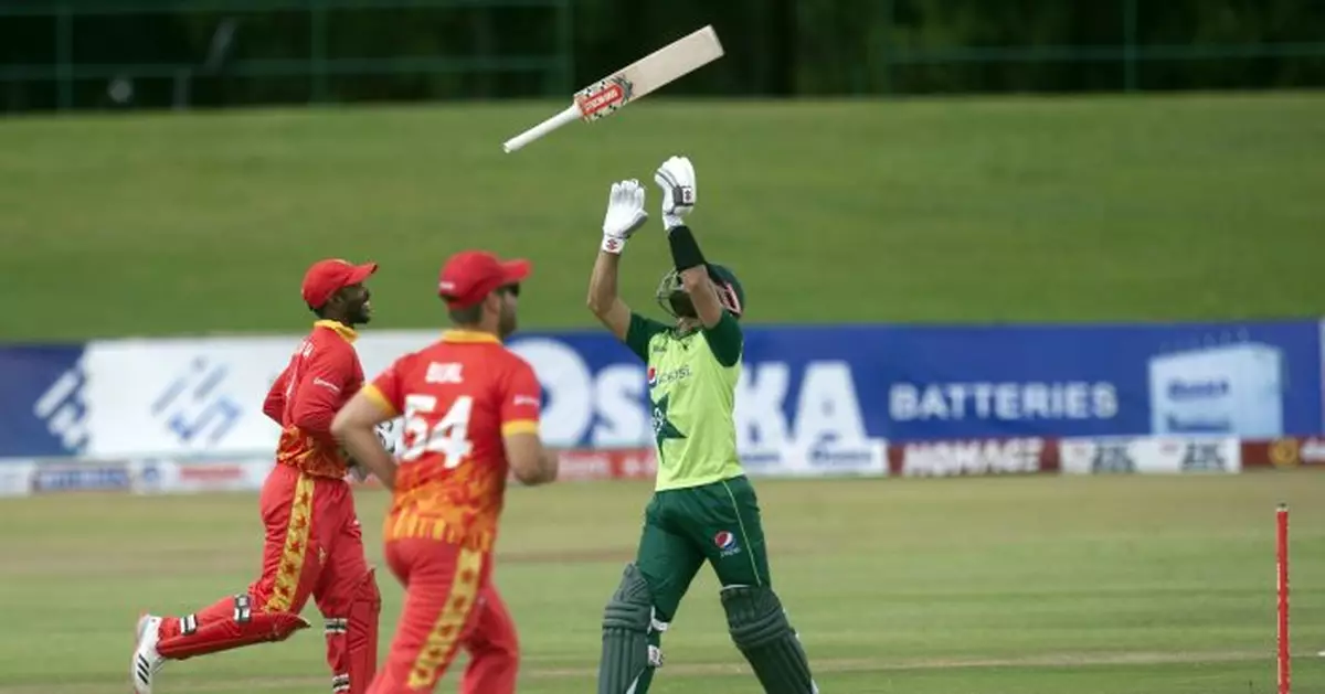 Zimbabwe levels T20 series 1-1 after Pakistan 99 all out