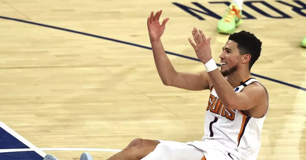 Booker, Suns end Knicks&#039; 9-game win streak, 118-110