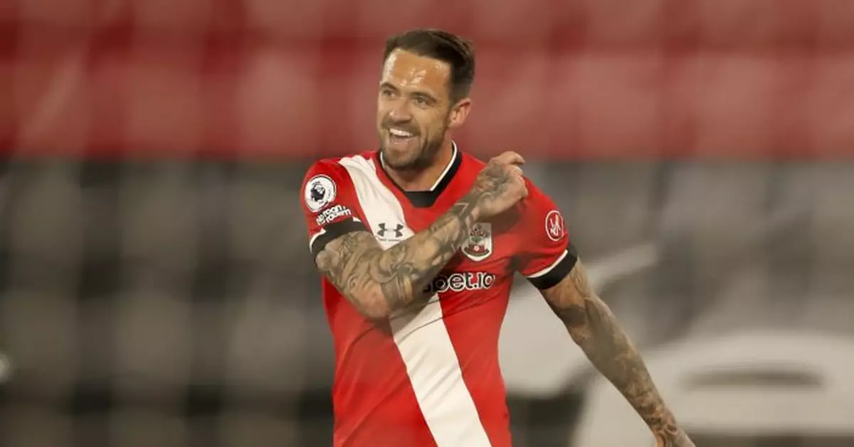 Ings scores twice as relieved Southampton beats Palace 3-1