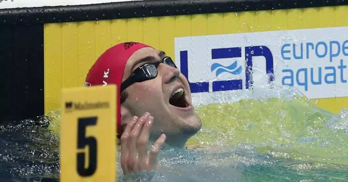Russian swimmer Kolesnikov lowers 50 back world record again