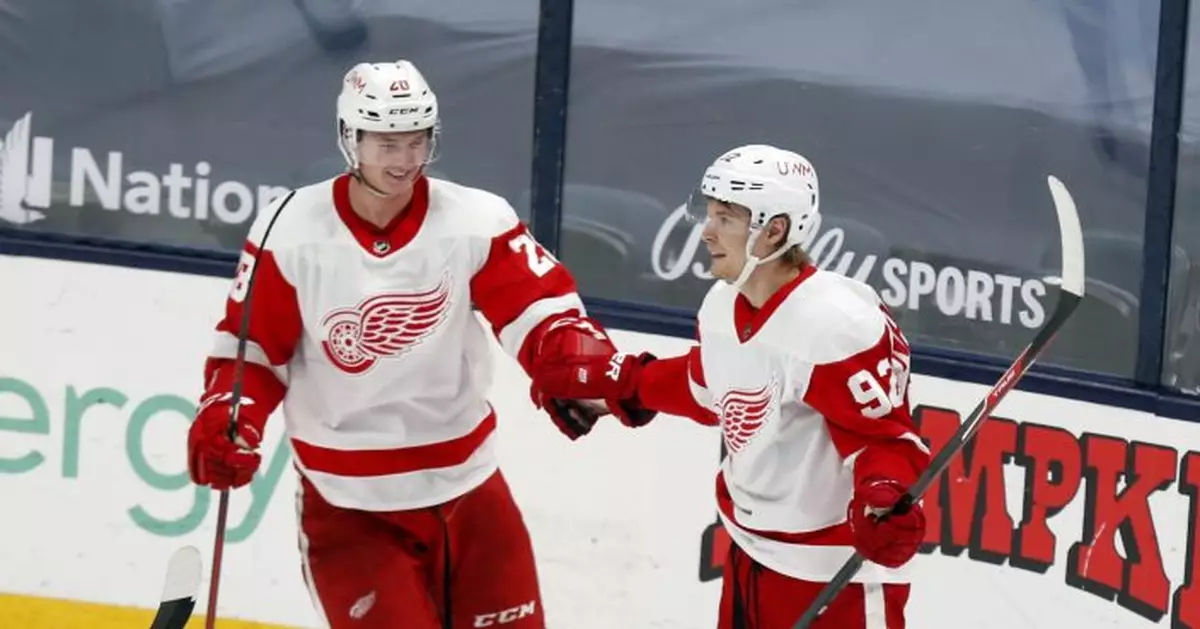 Red Wings stay with coach Jeff Blashill in long-term rebuild