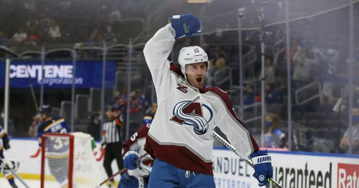 Avs score 3 in 2nd, beat Blues 5-1 to take a 3-0 series lead