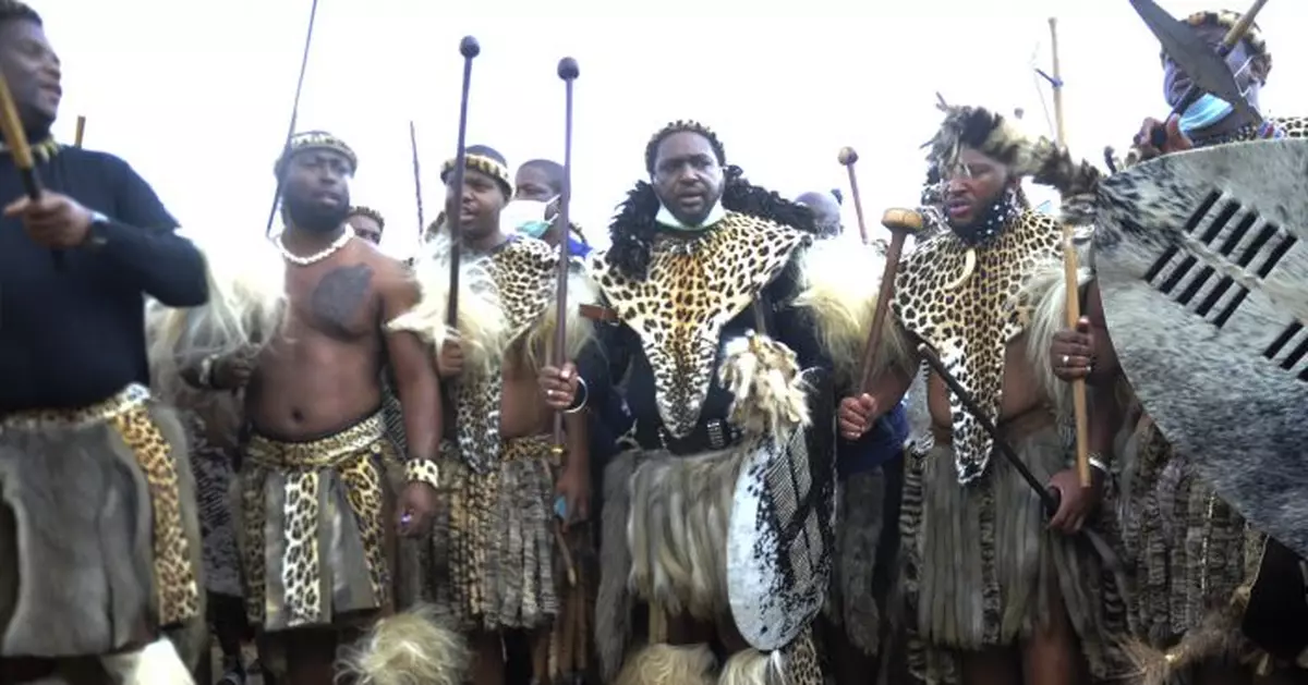 South Africa&#039;s royal scandal: New Zulu king&#039;s claim disputed