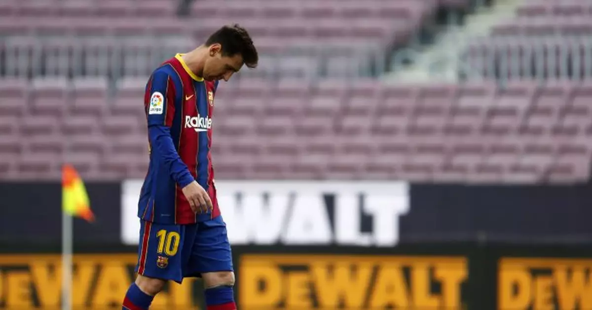 With Barcelona out of title race, Messi has future to decide